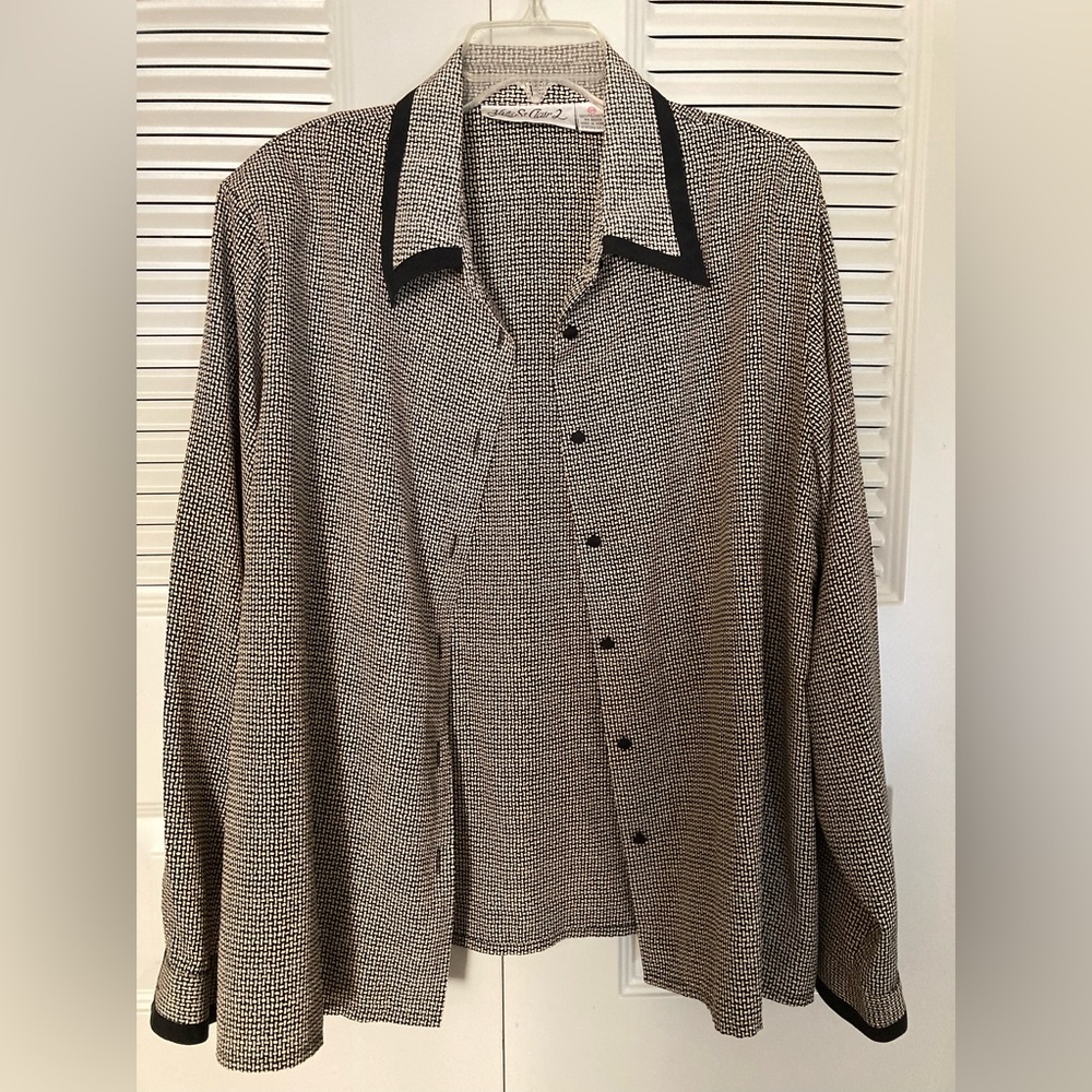 Yves St. Clair Black and Cream Micro-Check Button Front Blouse